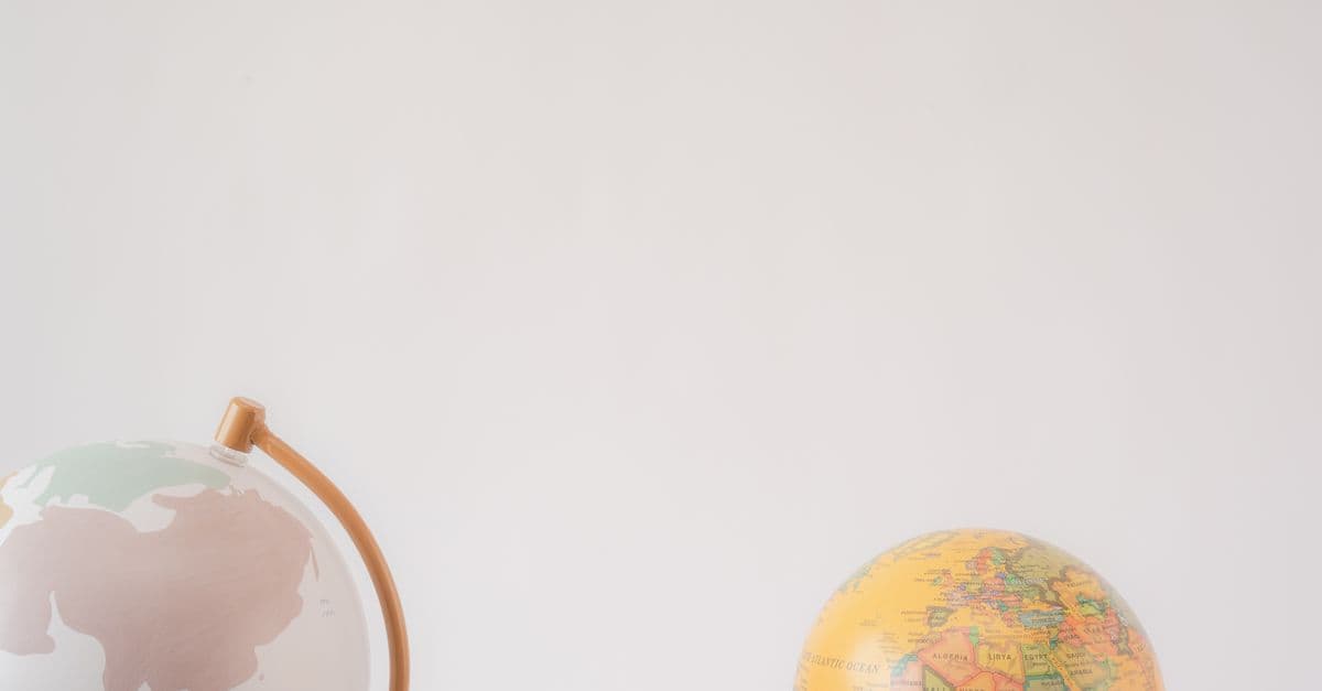 IFRS 16 vs ASC 842: globe representing international lease accounting